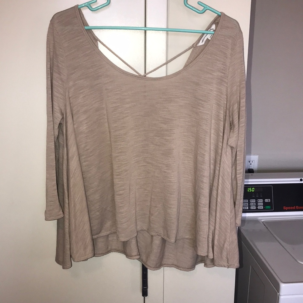 American Eagle Flowy Top